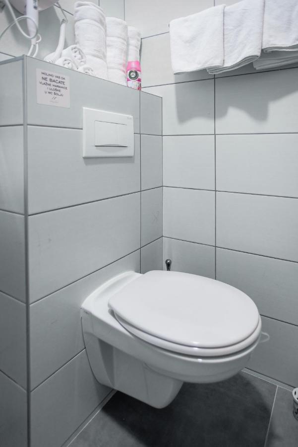 Sajam Garni Hotel Leskovac  Bagian luar foto